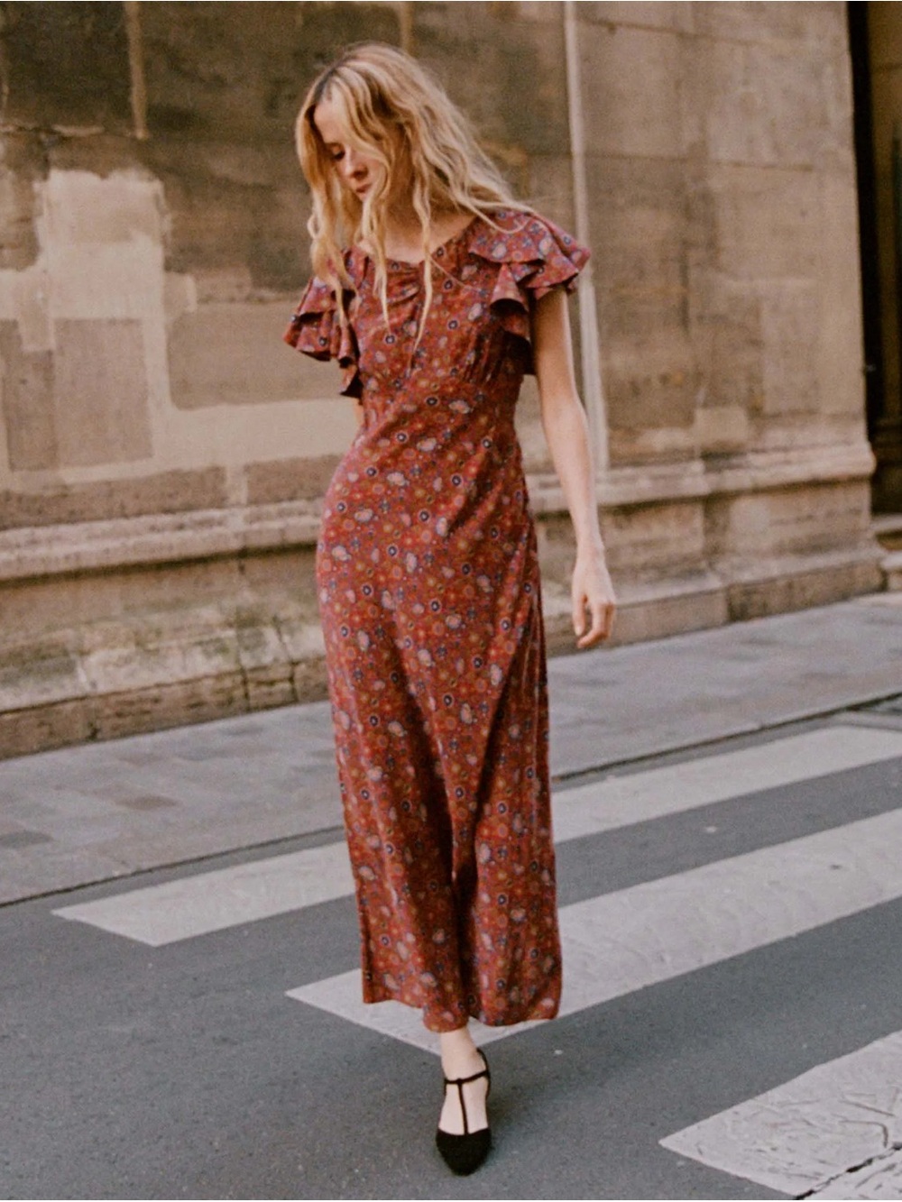 Doen Rust Floral Maxi Dress with Ruffle Sleeves
